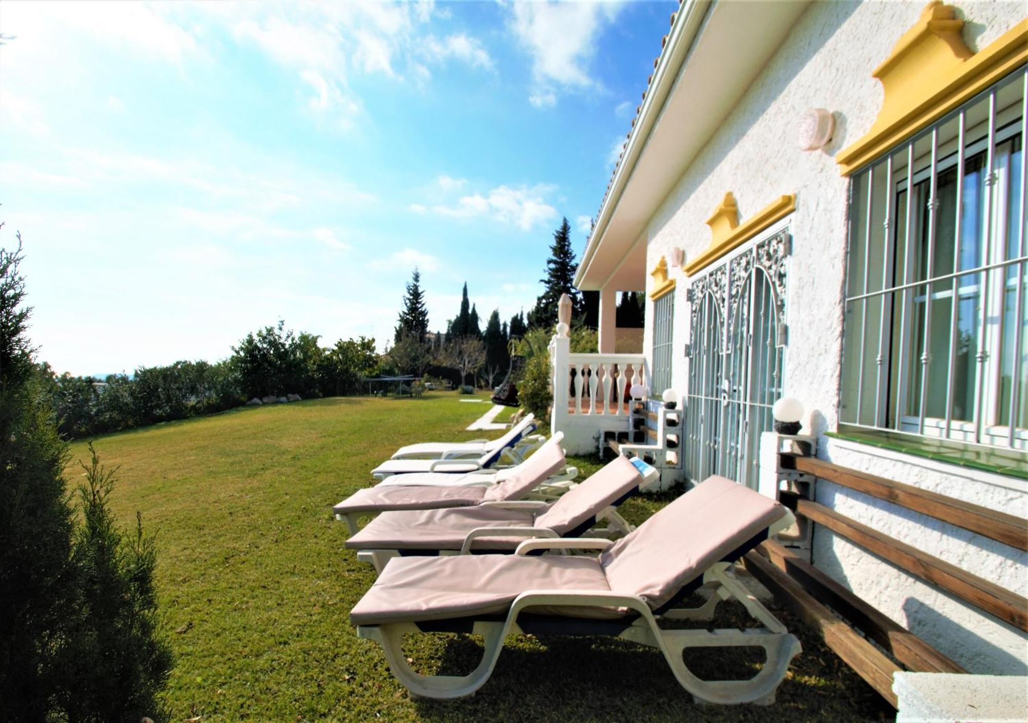 Holiday Villa In 10 Min From Fuengirola Beach With Sea Views Pool Bbq Parking Wifi Aircon Big Garden Mijas Exterior photo