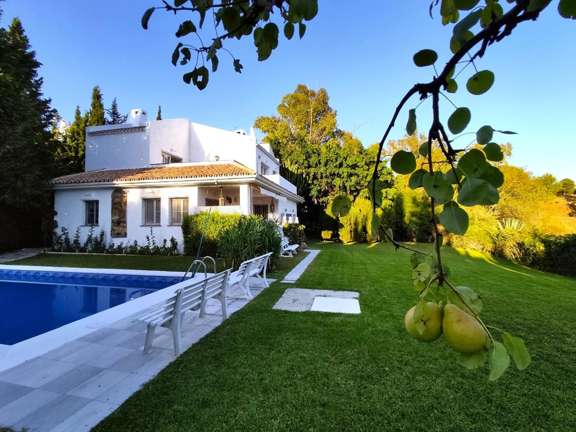 Holiday Villa In 10 Min From Fuengirola Beach With Sea Views Pool Bbq Parking Wifi Aircon Big Garden Mijas Exterior photo